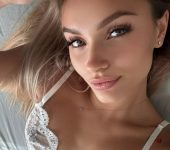 Hi, i am Rebecca first time in Birmingham,party girl