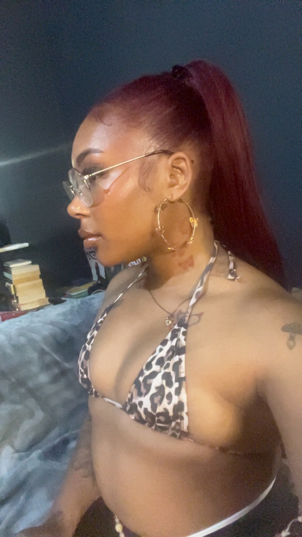 pole dancer and escort, black nigerian girl. come play